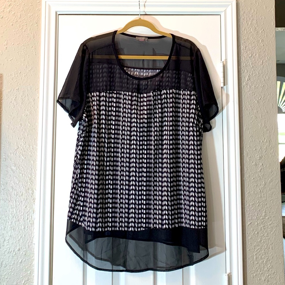 Vince Camuto Black and White Graphic Shirt